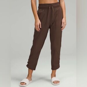 #514 Lululemon Dance Studio Mid-Rise Cropped Pant - Java - Sz 10